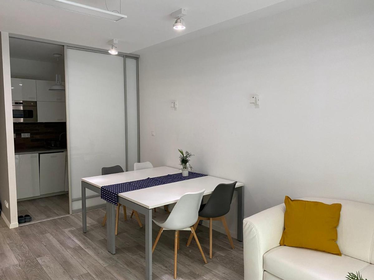 Apartament Dobry Dom Warszawa Varsóvia Exterior foto